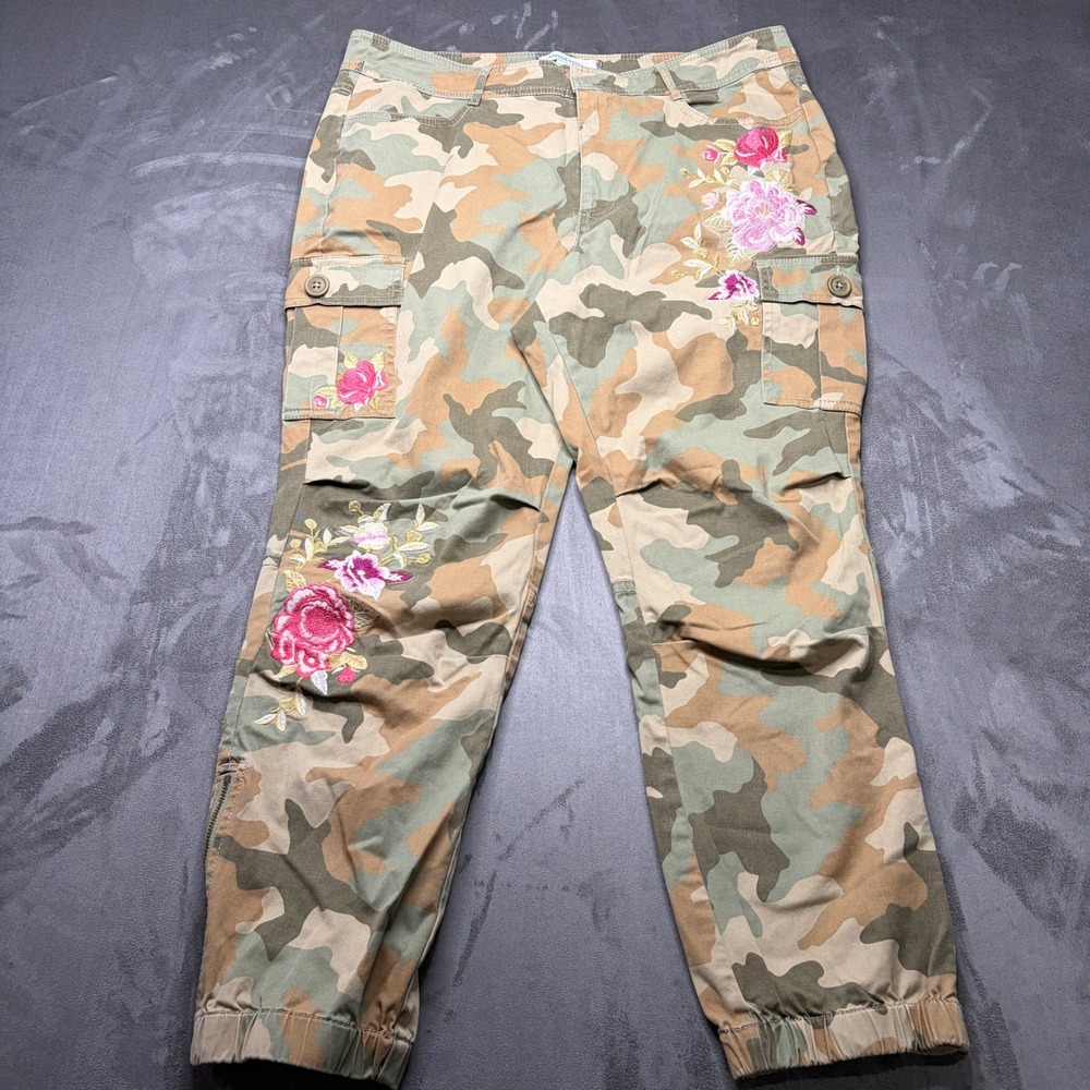 Sundance Camo Jogger Pants Womens Sz 14 Green Floral Embroidered Boho Utility